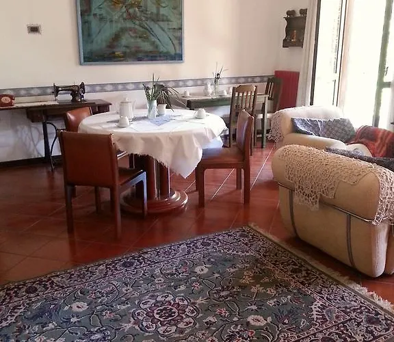 Il Nido Del Pettirosso Borgomanero